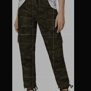 Cropped Camo Pants